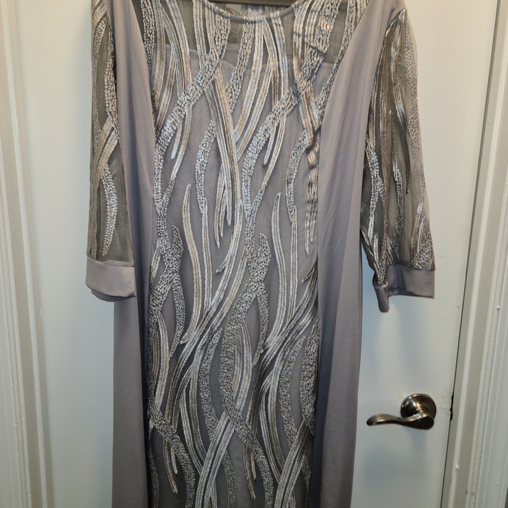 SHEIN Gray and Silver 3/4 Sleeve Dress